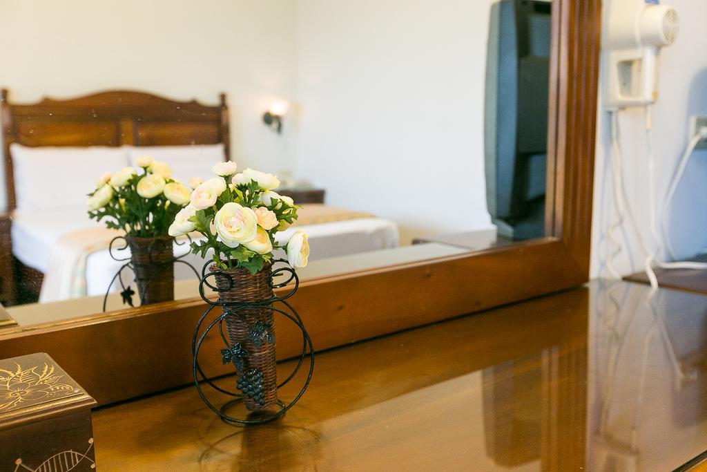 Jing Ai Hotel Лодун Экстерьер фото